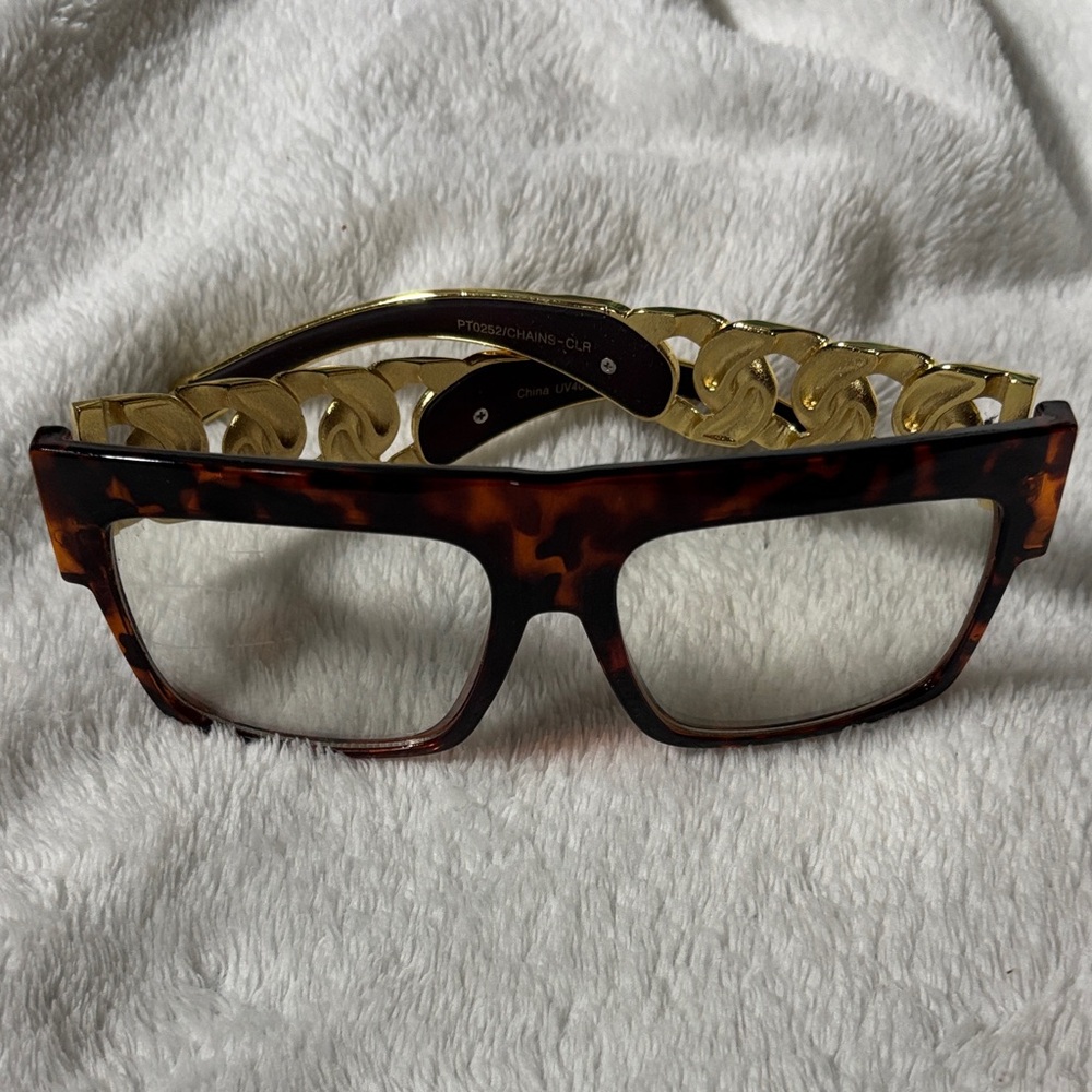 Tortoiseshell Rectangular Women's Fashion Glasses with Gold Chain Arms